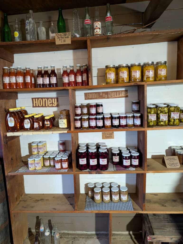 Olde Heritage Homemade Root Beer & Gift Shop (10)