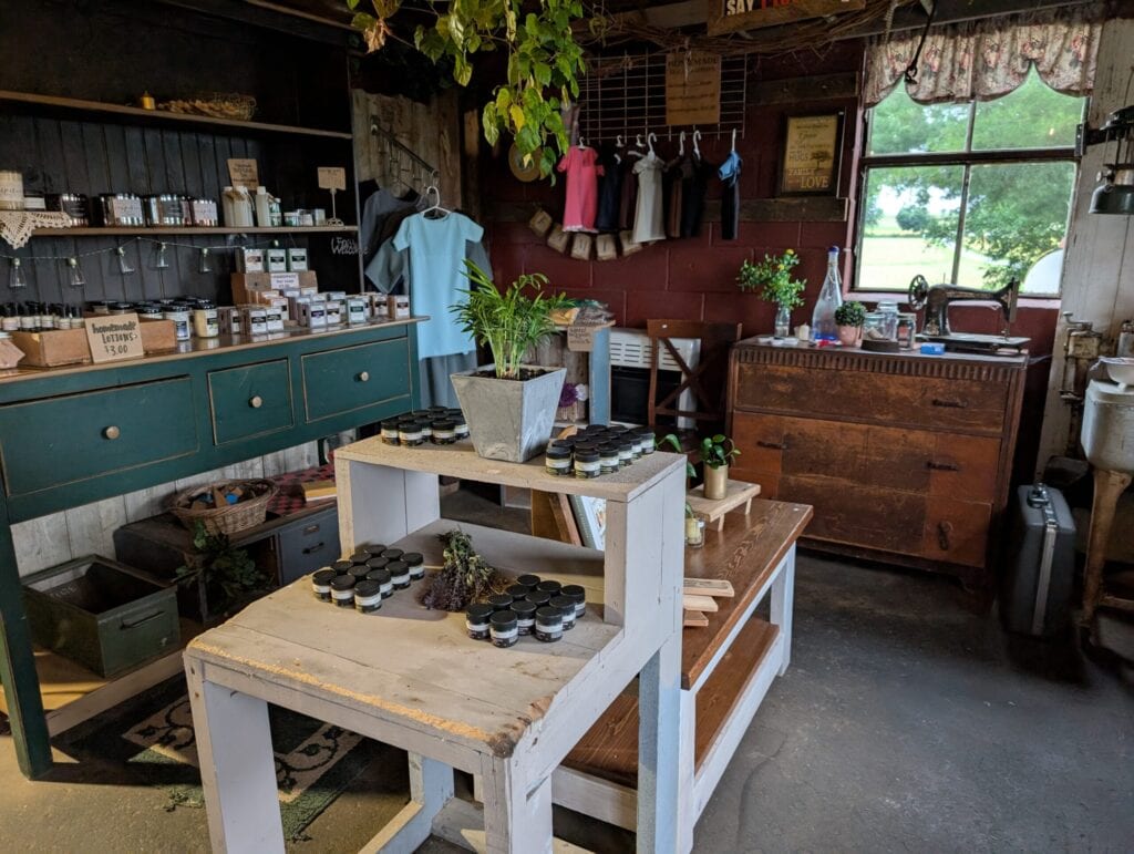 Olde Heritage Homemade Root Beer & Gift Shop (17)