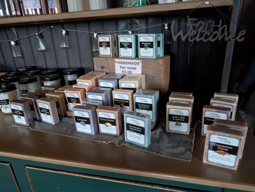 Olde Heritage Homemade Root Beer & Gift Shop (19)